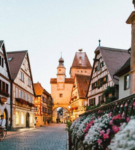 Uncover the Secrets of German Etiquette to Feel Confident & Enhanced